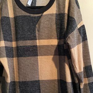 Honeyme plaid long sleeve top